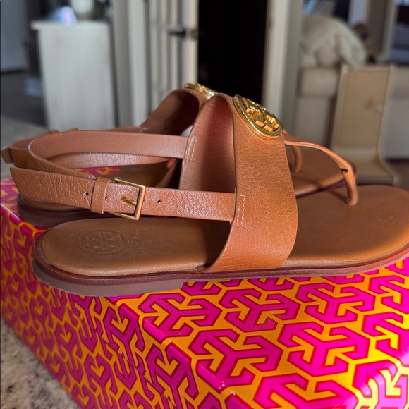 Benton 2 Flat Thong Tory Burch Sandals with Gold Accents - Picture 4 of 5